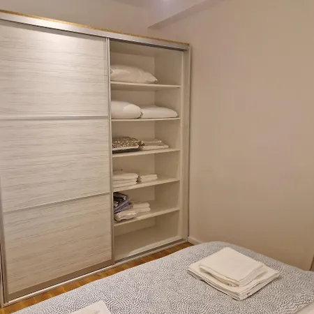 Lumar Urban Διαμέρισμα Ζαντάρ